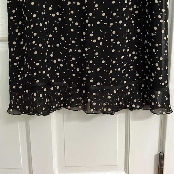 MAGGIE LONDON - Woman’s 100% Silk Black/Tan Polkadot MIDI Dress size 12 - Picture 4 of 8